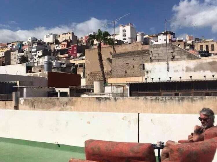 ユースホステル Stardust House Vegueta