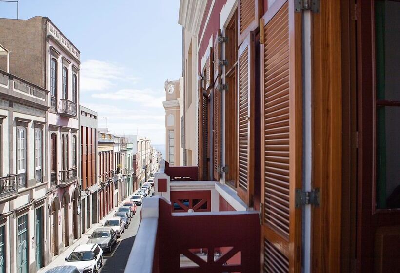 ユースホステル Stardust House Vegueta