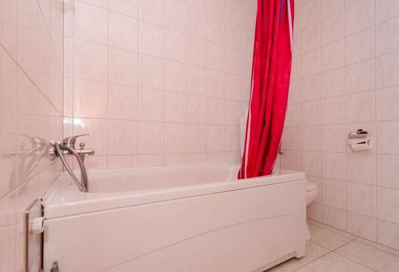 Apartments Plavac Mali