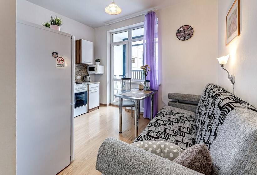 Apartments Vesta On Admiral Cherokov St