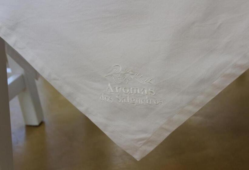 Aromas Dos Salgueiros