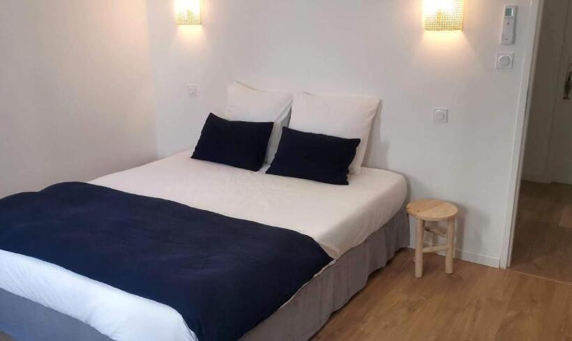 مبيت وإفطار La Centenaire Gruissan   Maison D Hôte