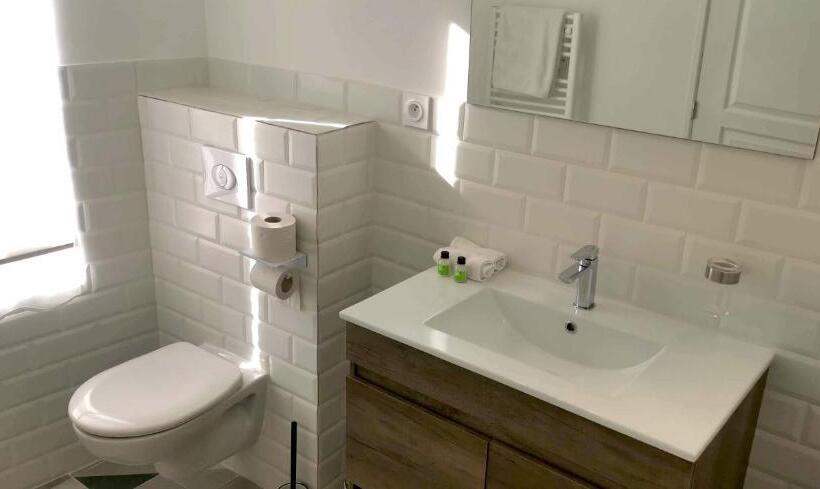 مبيت وإفطار La Centenaire Gruissan   Maison D Hôte