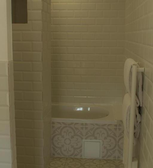 مبيت وإفطار La Centenaire Gruissan   Maison D Hôte