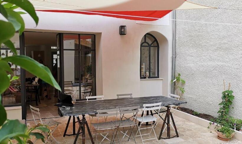 مبيت وإفطار La Centenaire Gruissan   Maison D Hôte