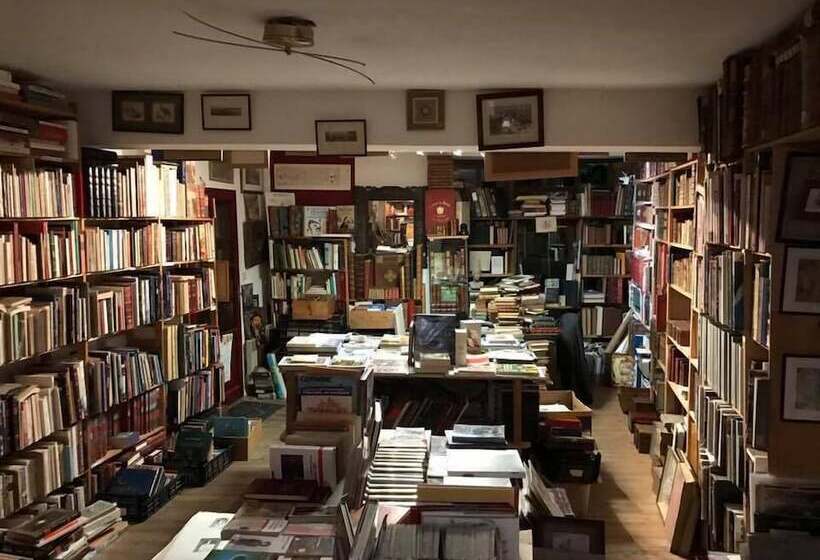 住宿加早餐  Librairie Abelard