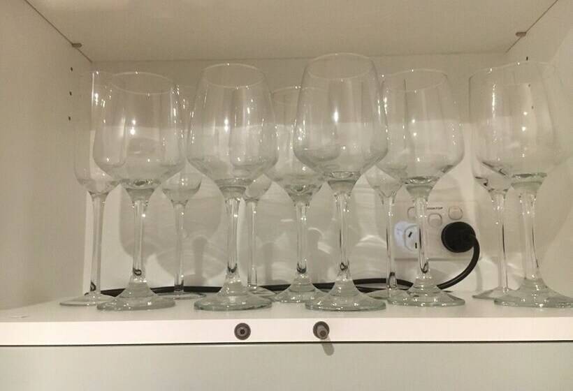 Cbd Apartment In Perfect Location