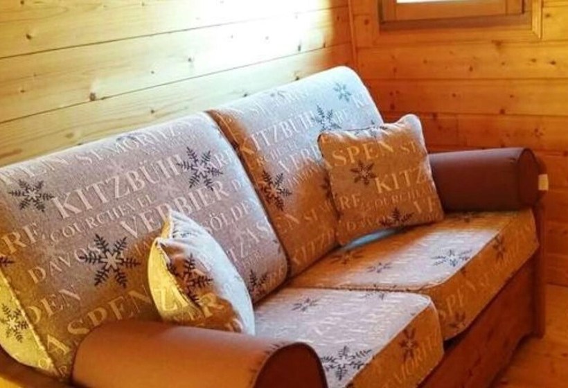 Chalet With 2 Bedrooms In Gérardmer, With Wonderful Lake View And Furnished Terrace 2 Km From The S