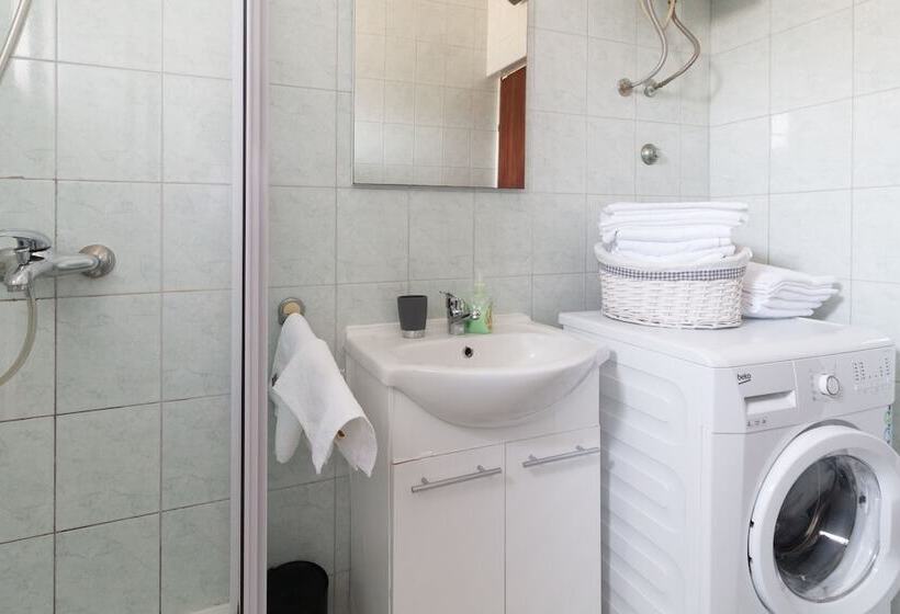 Comfortable Apartment Luka