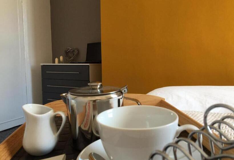 Townhouse @ 97 Edleston Road Crewe