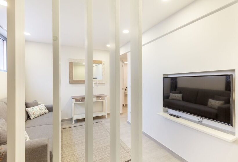 D&s   Torne Apartments