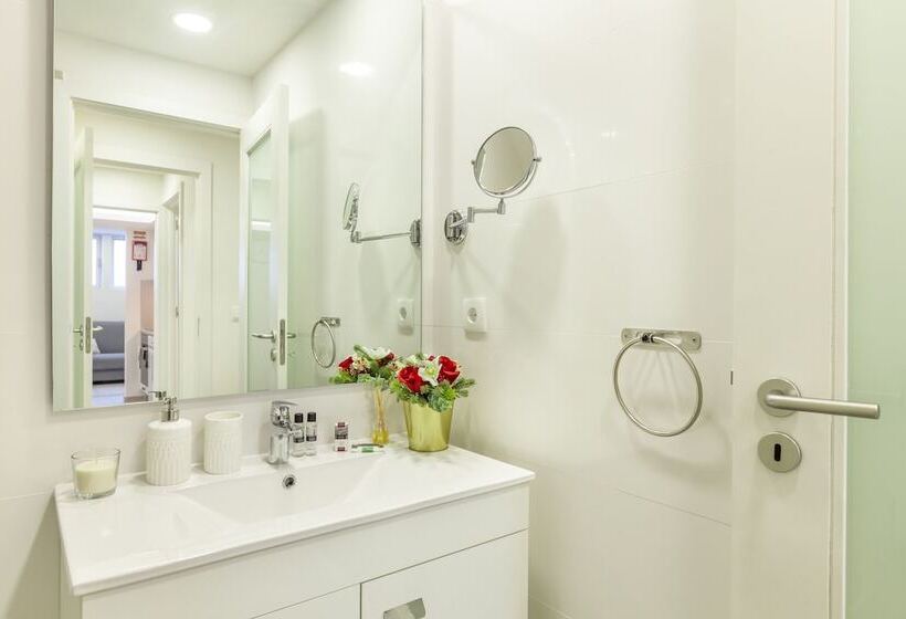 D&s   Torne Apartments