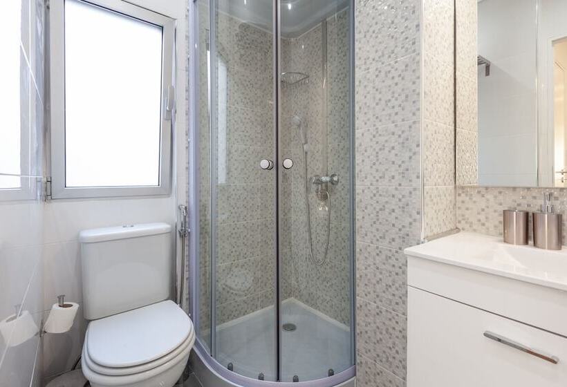 D&s   Torne Apartments