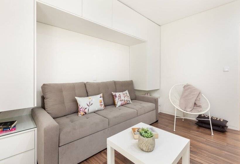 D&s   Torne Apartments