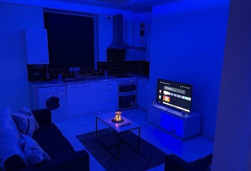 Empreo Serviced Apartments