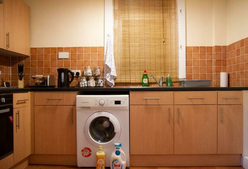 Carvetii Fox House 1st Floor Flat Sleeps Up To 8