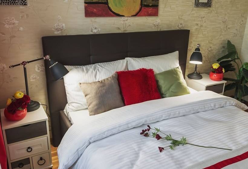 Gm Apartment Serafimovicha 2   88