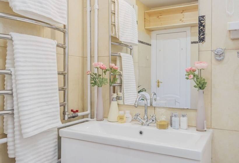 Gm Apartment Spiridonovka