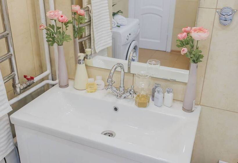 Gm Apartment Spiridonovka