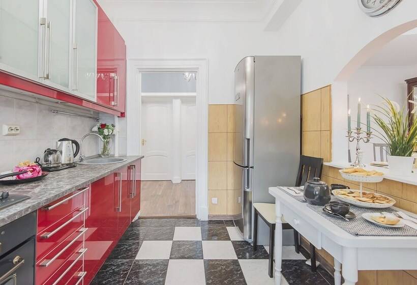 Gm Apartment Spiridonovka