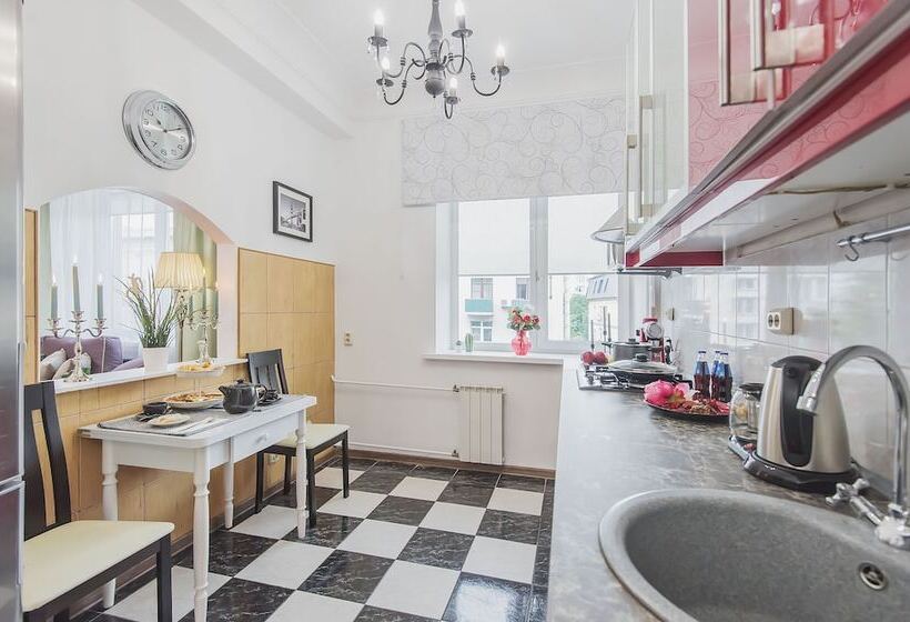 Gm Apartment Spiridonovka