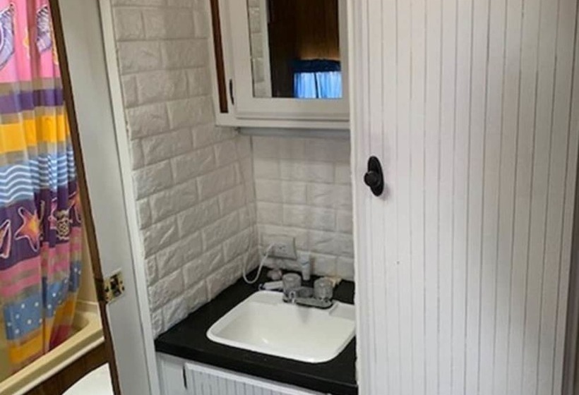 Happy Trails Campground & Mini Motel