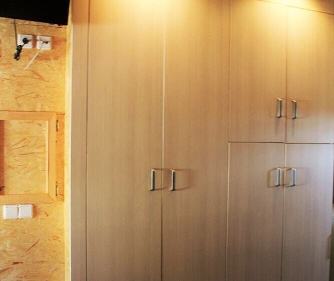 فندق Camping Montsec