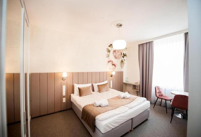 هتل Gdynia Boutique