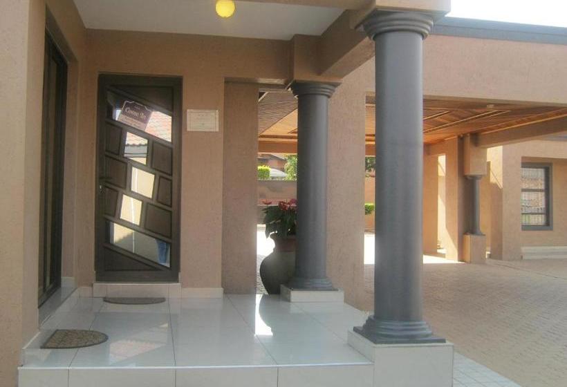 בית מלון כפרי Kulani Country Lodge