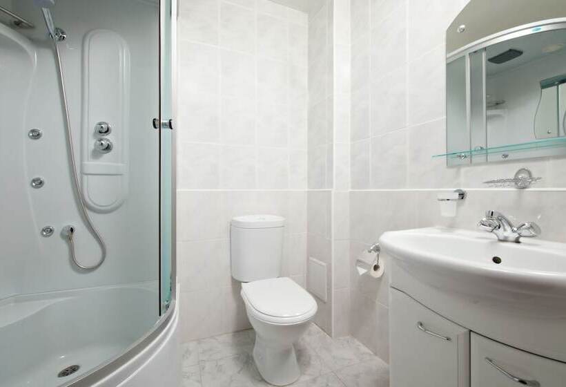 هتل Pansionat Zvezdniy