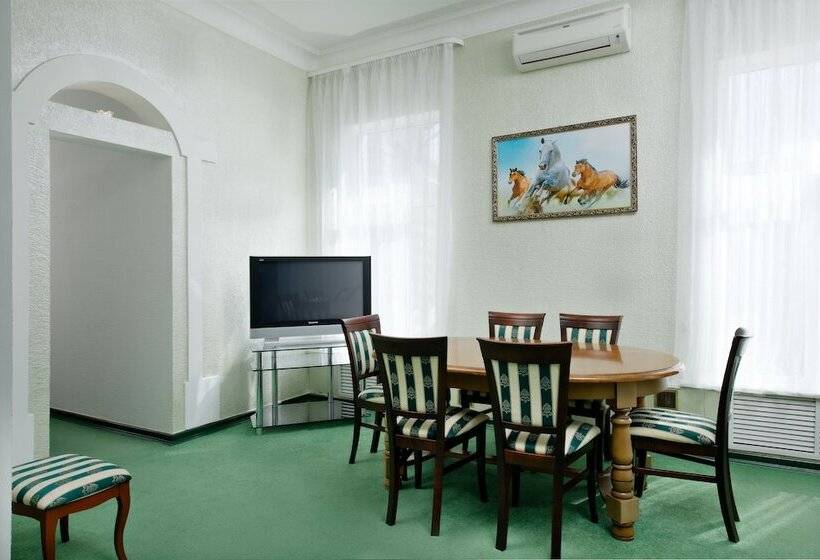 هتل Pansionat Zvezdniy