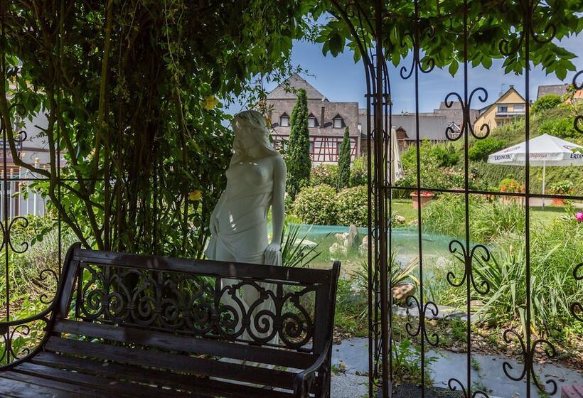 ホテル Winzerverein