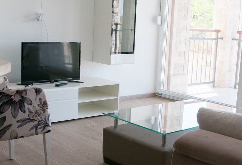 Hvar Holiday Apartments