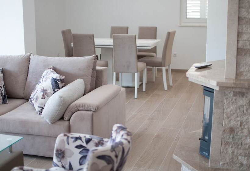 Hvar Holiday Apartments