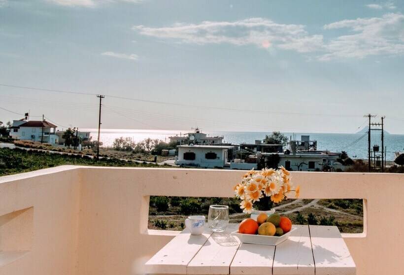 Kalamaki Sight