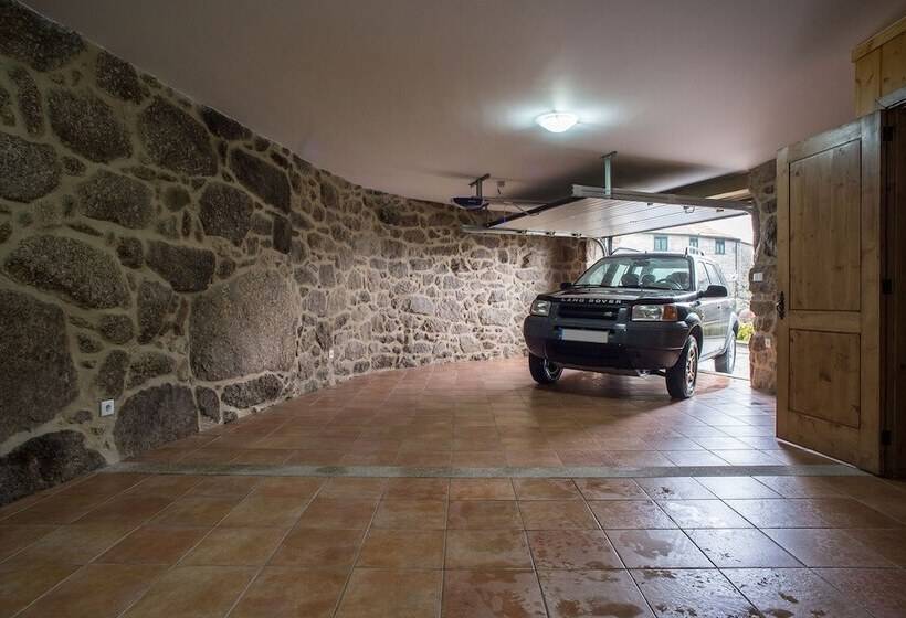 Macheta S Coutry House