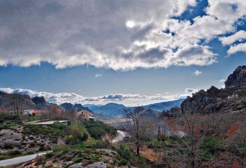 Macheta S Coutry House