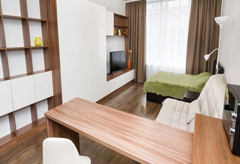 Marin Dom Na Malysheva 42a