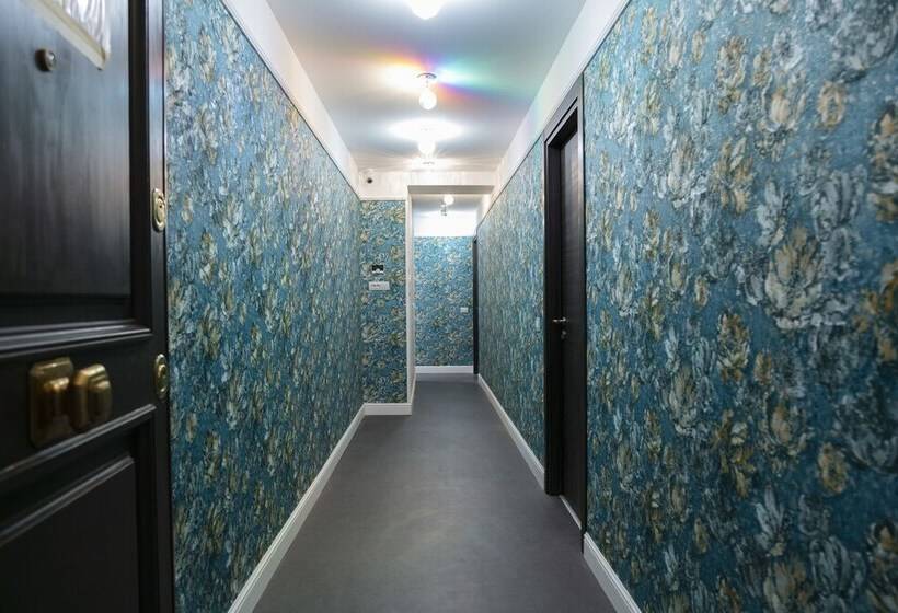 פנסיון Hadrianus Temple Suites   The Venue Collection