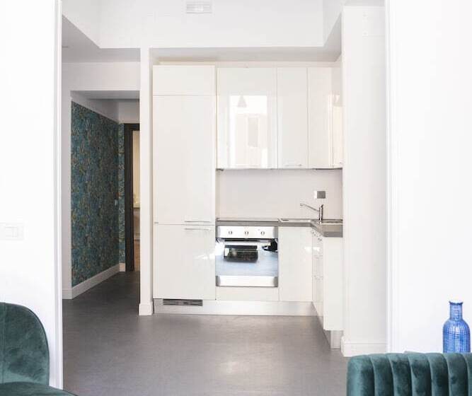 פנסיון Hadrianus Temple Suites   The Venue Collection