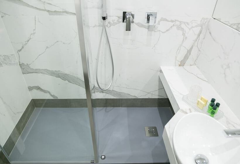 פנסיון Hadrianus Temple Suites   The Venue Collection