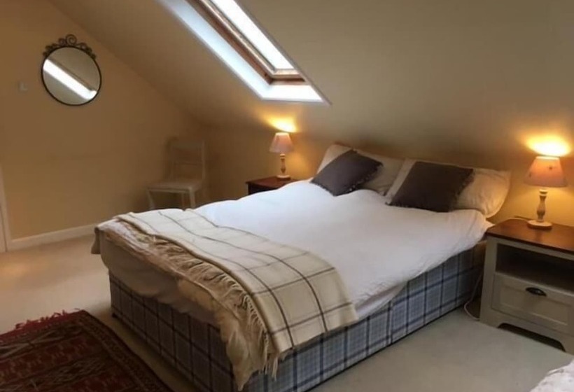 بنسيون Chalkcroft Lodge