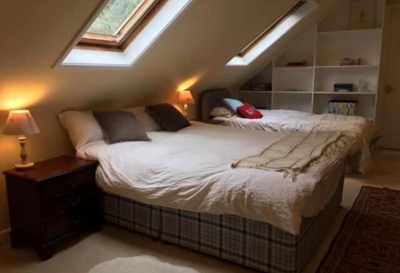 بنسيون Chalkcroft Lodge