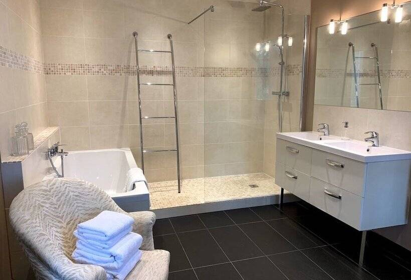 بنسيون Colivault