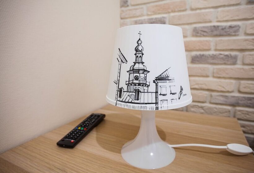 ペンション Guesthouse Whitenight