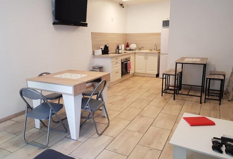 펜션 Lourdes Guesthouse