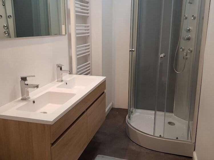 펜션 Lourdes Guesthouse