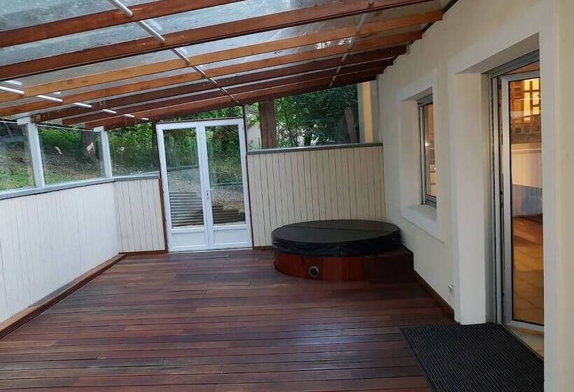 פנסיון Maison Face à La Seine