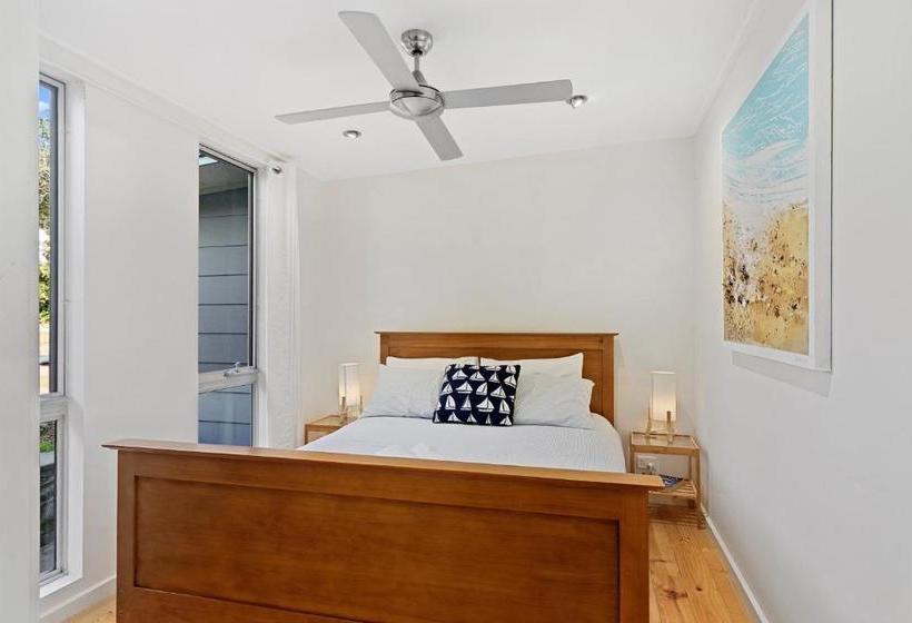 13 Scenic View Drive