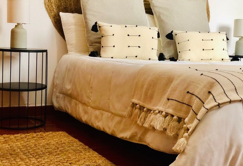 Canaryislandshost L Surf Lanzarote